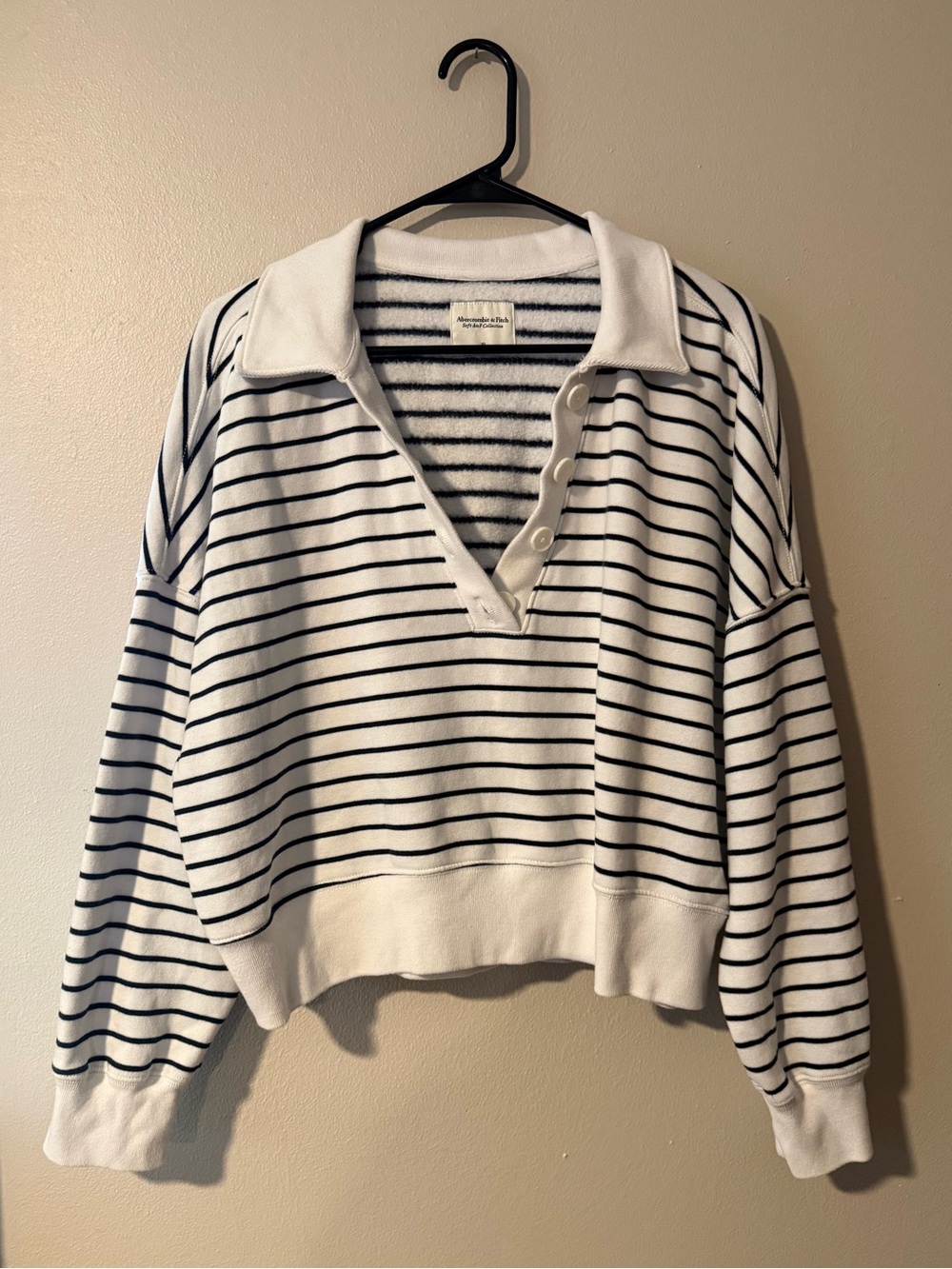 Abercrombie & Fitch White V-Neck Striped Collared Sweatshirt Size XL